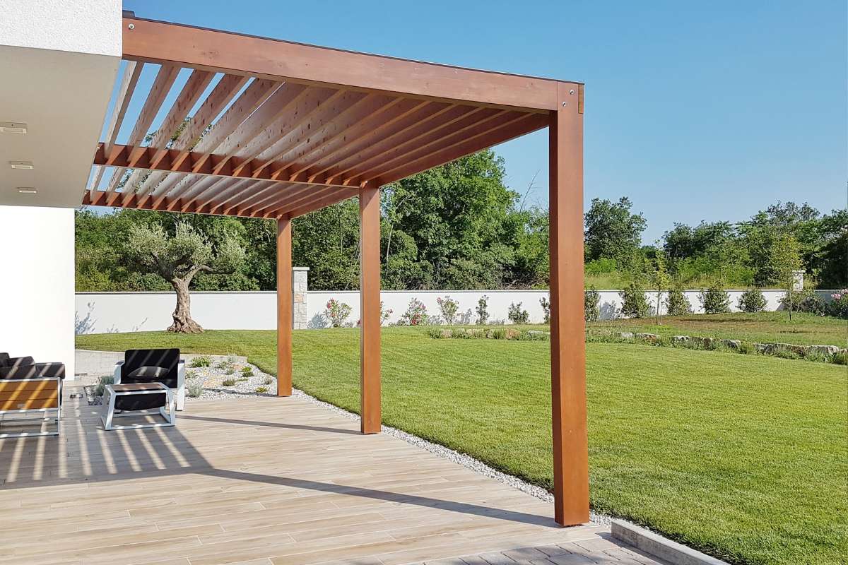 Quels sont les avantages d'une pergola 